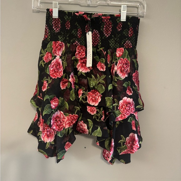 Alice + Olivia ​Zarya Asymmetrical Smocked Mini Skirt Size 0 NWT - Picture 7 of 11